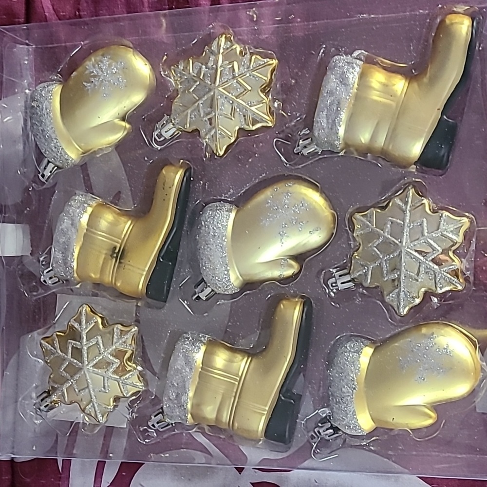 Vintage Gold Shatterproof Ornaments